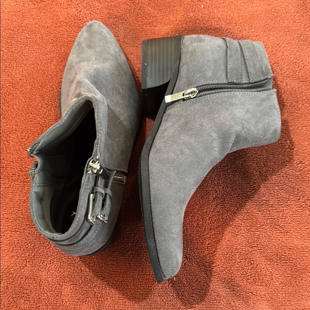 Italian Shoemakers Gray Ankle Booties with Side Zipper Like New